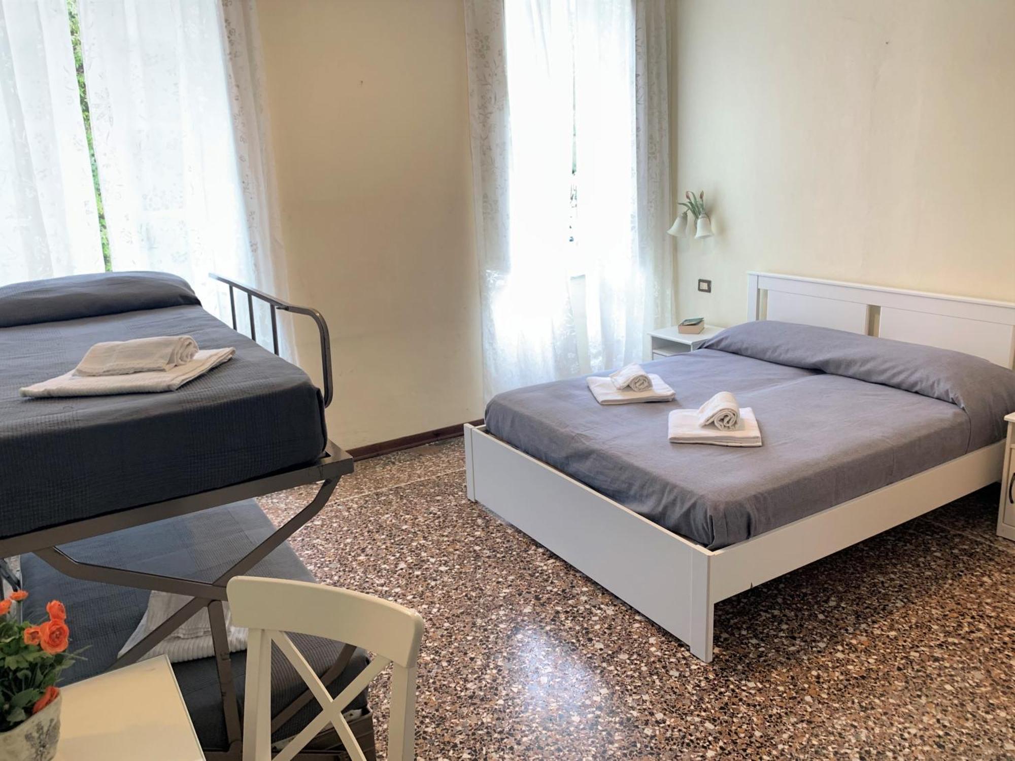 Hotel Baia Di Леванто Екстериор снимка